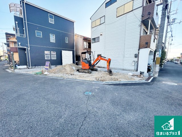 和泉市富秋町　第3期　新築一戸建ての外観|現在の進捗状況です！順調に作業進行中、完成が待ち遠しいです！詳細の間取り等、お気軽にお問い合わせください！