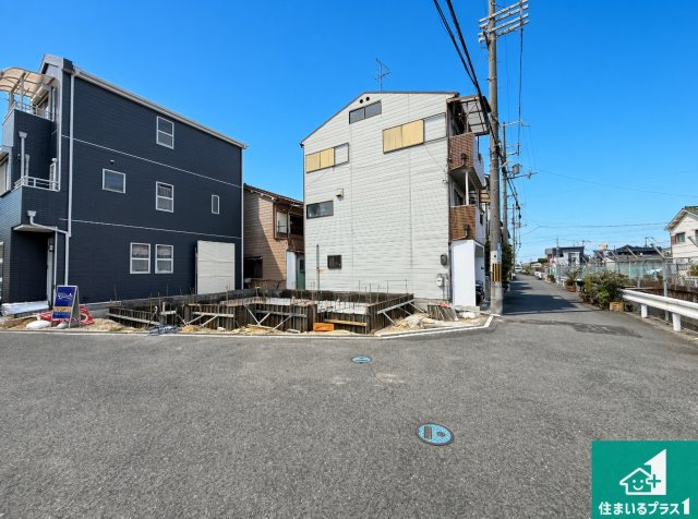 ◆和泉市富秋町　第3期　新築一戸建ての外観|周辺は落ち着いた街並みの住宅地！子育てがしやすい住環境です！まだ未完成ですが、現地でしかわからない事もございます。是非一度ご覧ください。
