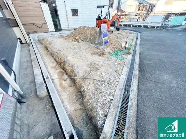 和泉市富秋町　第3期　新築一戸建ての外観|現在建築中！落ち着いた街並みで新生活を始めることが出来そう！周辺の物件も併せてご紹介させて頂きます！