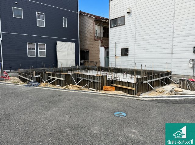 和泉市富秋町　第3期　新築一戸建ての外観|現在建築中！落ち着いた街並みで新生活を始めることが出来そう！周辺の物件も併せてご紹介させて頂きます！