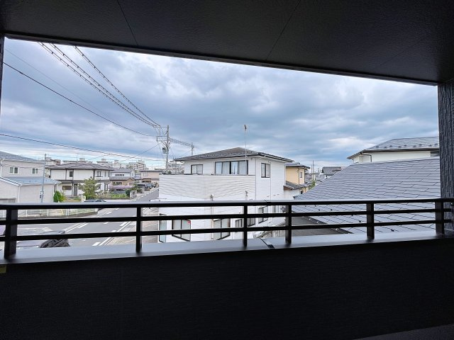 新築戸建・新築建売　郡山市富田町字下西田　富田西小・第六中のバルコニー|天候の急な変化にも柔軟に対応できる快適なインナーバルコニー！