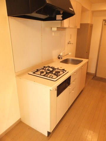 ラッキープラザ初台のキッチン|≪@552yyyoj≫弊社の公式LINEです♪　※他号室の参考写真です。