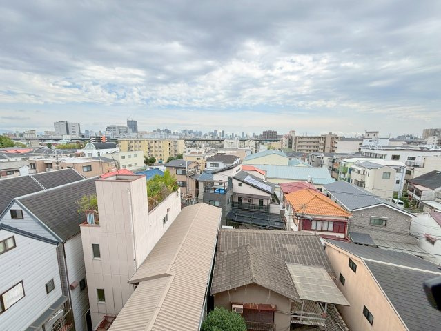 エヌエム・セーズの展望