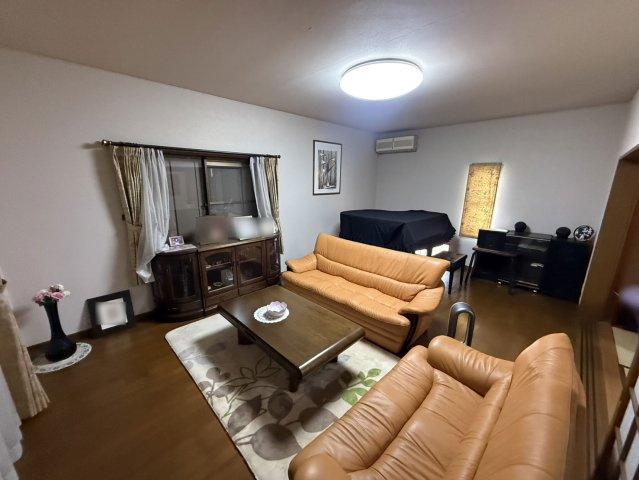 泉佐野市泉ケ丘3丁目　中古戸建の洋室