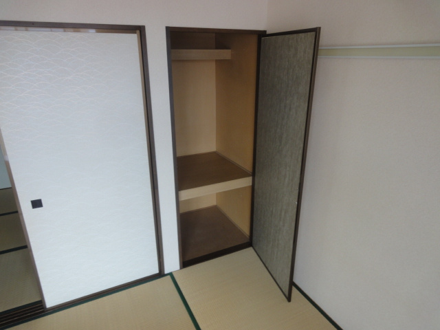 アーバンたわらⅡの収納