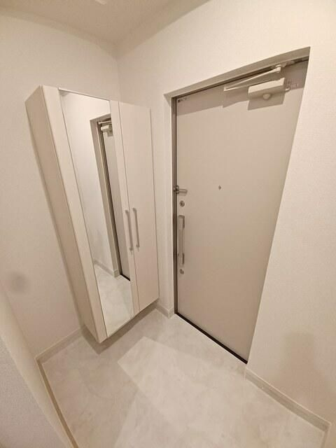 アンソレイエ町屋の玄関