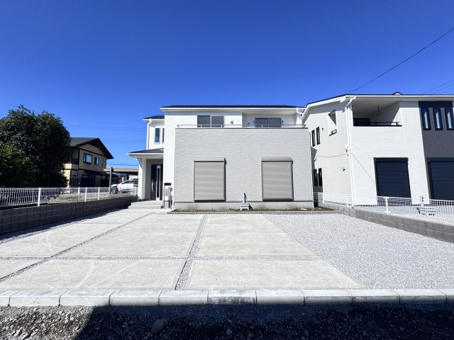 新築　高崎市中豊岡町第５　Livele Garden.S　１号棟の駐車場|現地写真　駐車スペースは2台分可能です！
