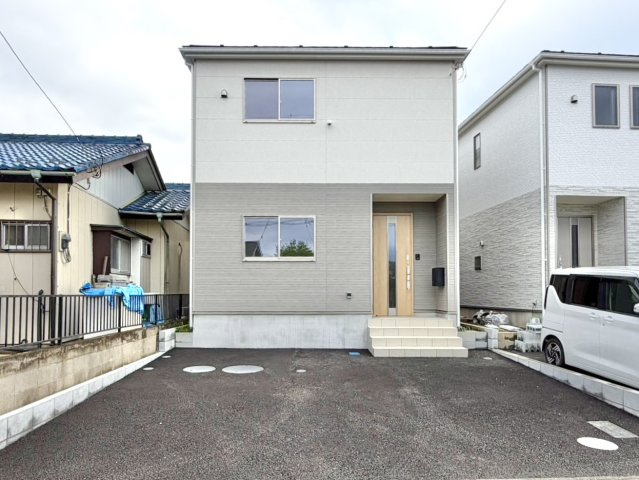 【新築戸建】本庄市児玉町金屋第7の外観|■外観（2号棟）｜ここから始まる「日常」はご家族にとってかけがえのない時間となります。少しでも豊かに、快適に。