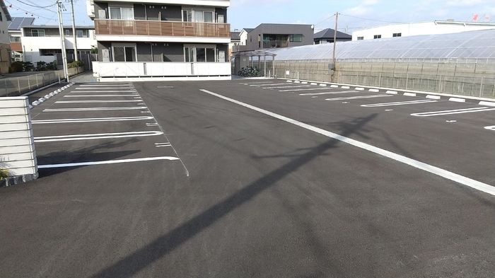 フェリシアの駐車場