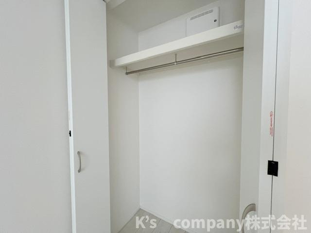 ◎茅ヶ崎市十間坂2丁目　新築戸建　2号棟の収納|洋室4.8帖の収納スペース◇