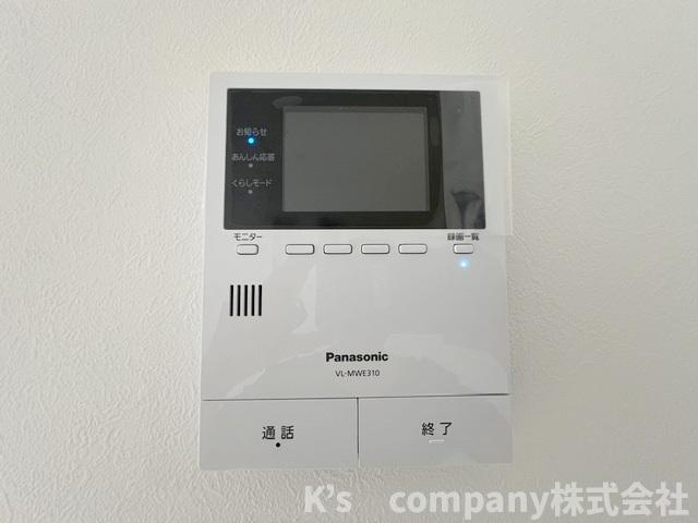 ◎茅ヶ崎市十間坂2丁目　新築戸建　2号棟のセキュリティ|訪問者の顔が確認できるモニター付きインターフォン☆