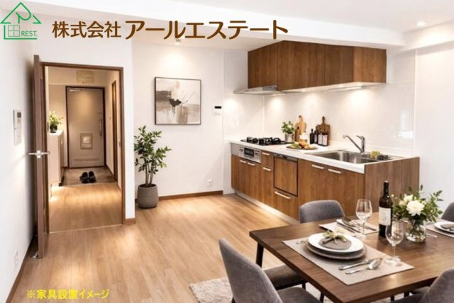 日光ハイツ加古川壱番館　　　山陽電鉄「浜の宮駅」徒歩13分の居間・リビング