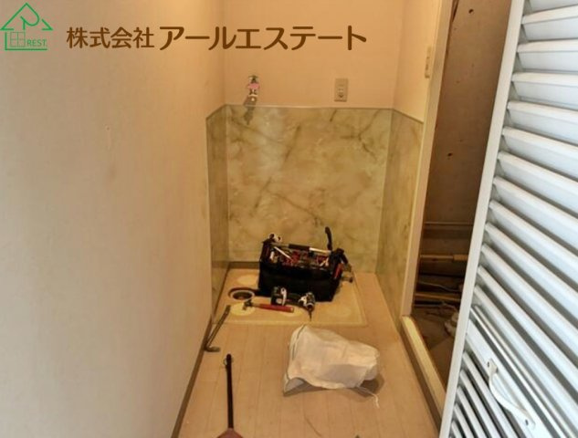 日光ハイツ加古川壱番館　　　山陽電鉄「浜の宮駅」徒歩13分の独立洗面台