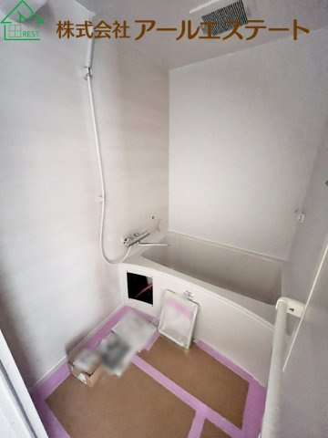 日光ハイツ加古川壱番館　　　山陽電鉄「浜の宮駅」徒歩13分の浴室