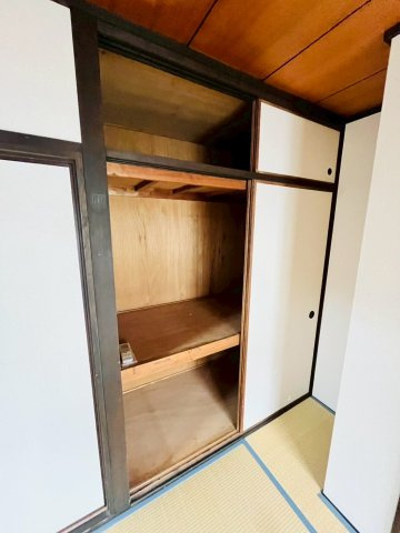 高倉台2団地11号棟の収納