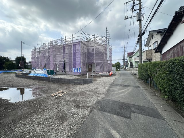 新築　高崎市中豊岡町第５　Livele Garden.S　2号棟の前面道路含む現地写真|現地写真　東側接道幅員約2.7ｍ