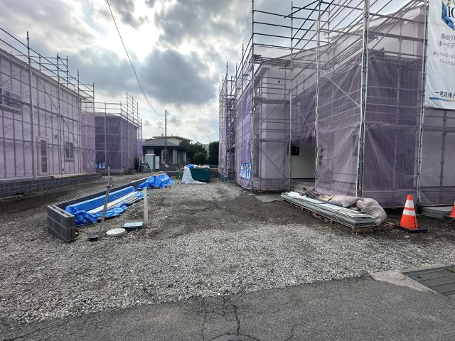 新築　高崎市中豊岡町第５　Livele Garden.S　2号棟の駐車場|現地写真　駐車スペースは2台分可能です！
