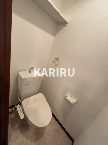 ラクラス高殿のトイレ|同物件別部屋の写真です