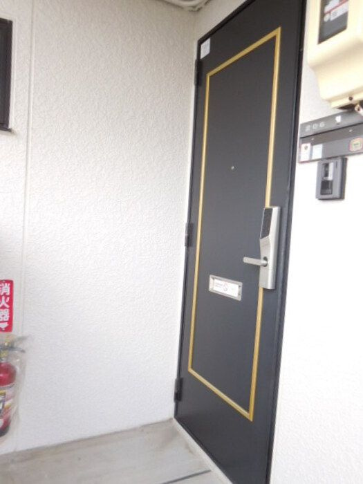 パインハイム　Ｂの玄関