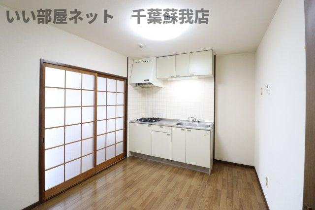 レイダースⅠの居間・リビング|こちらの居間で趣味の時間をお楽しみください
