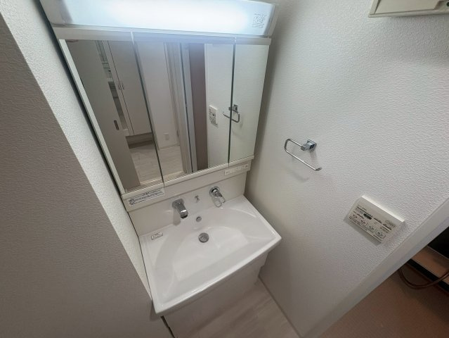 江坂　和の独立洗面台