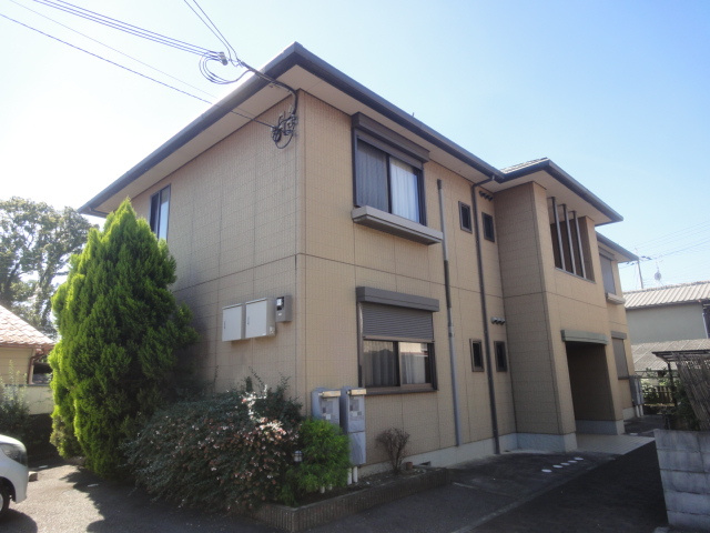 シャーメゾン川面の外観
