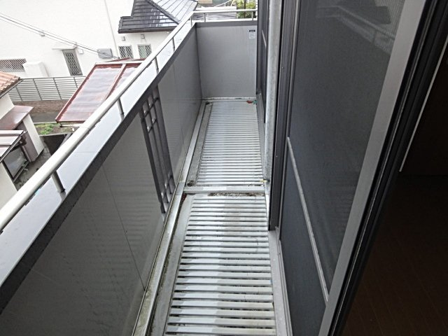 シャーメゾン川面のバルコニー