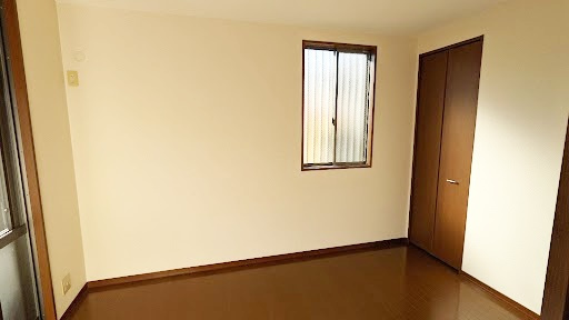 シャーメゾン川面の洋室
