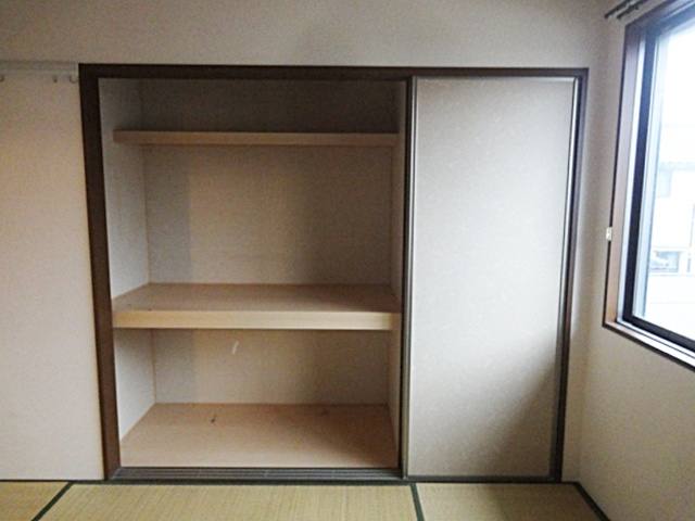 シャーメゾン川面の収納