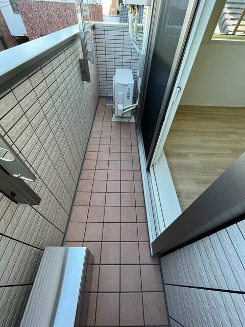 リアン　ブランシア