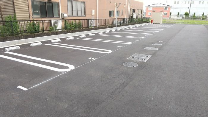 ハーベストの駐車場