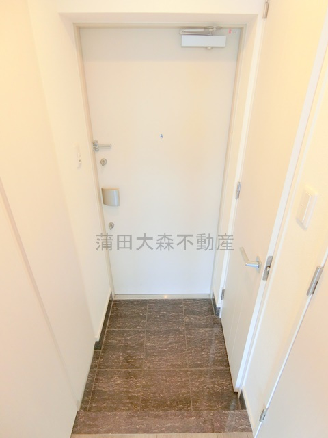 TFレジデンス京急蒲田の玄関