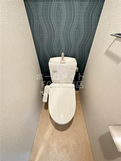 【トイレ】 | エスリード九条スタシオン | 清潔感のあるトイレです