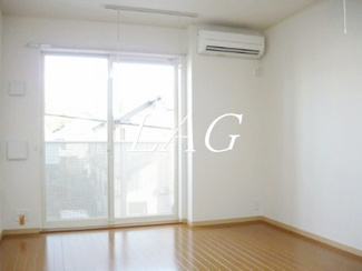 【居間・リビング】 | 曙ハイツ | 洋室のお部屋です。