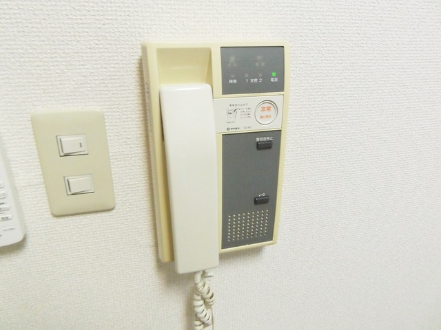 クレスト王子Ⅰのセキュリティ|インターホン付きのお部屋です！