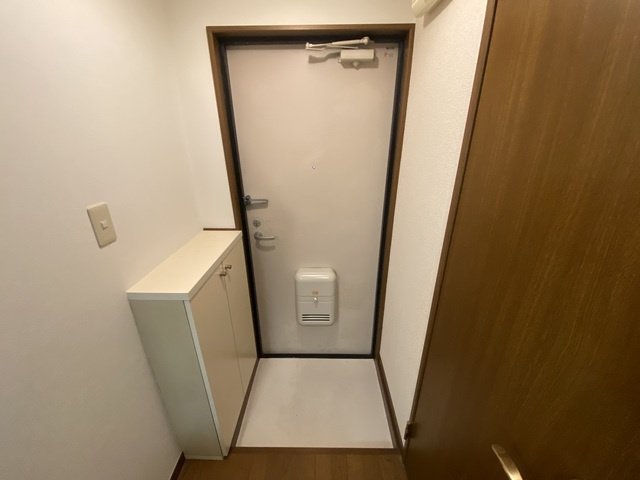 グリーンリーフ綱島弐番館の玄関
