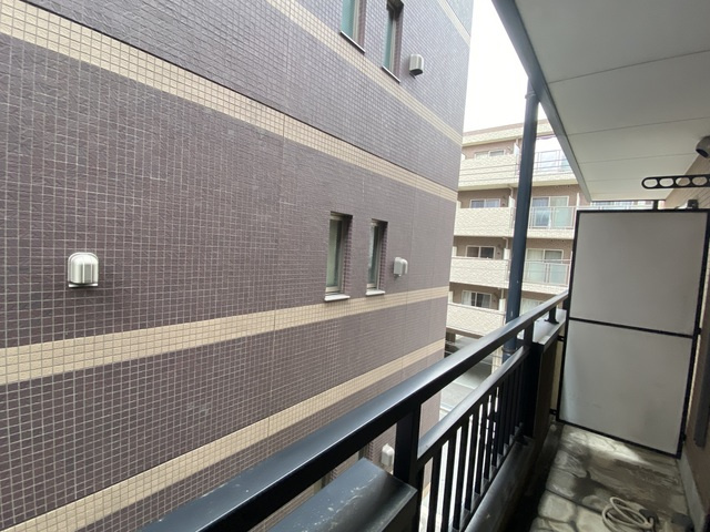 グリーンリーフ綱島弐番館のバルコニー