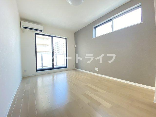 大阪市東淀川区下新庄３丁目の賃貸マンションの居間・リビング
