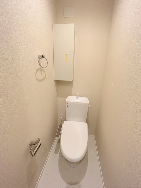 Ｓｈｏｅｎｅｒ　Ｐｌａｔｚ　Ｋｏｅｎｊｉのトイレ|★収納付★
