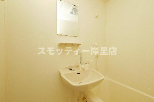 アルファ帝塚山の洗面所