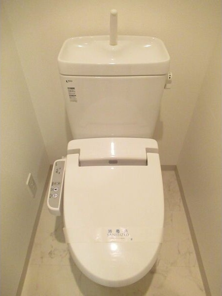 アスヴェル神戸元町海岸通のトイレ|同物件別部屋写真