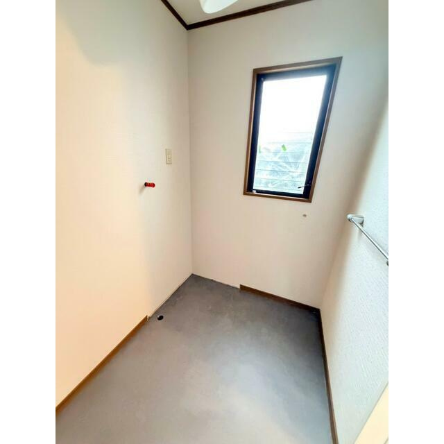 神屋町貸家の洋室