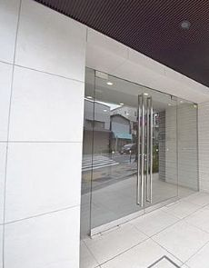 ルフレリバーサイド町屋のエントランス|ゆとりのあるエントランスです