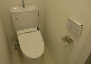 ルフレリバーサイド町屋のトイレ