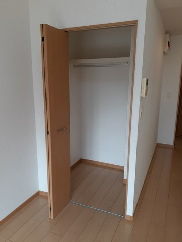 エルモソ　ピソの収納