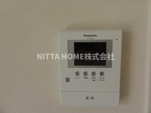 グリーンのセキュリティ|TVインターホン付きで安心ですね◎