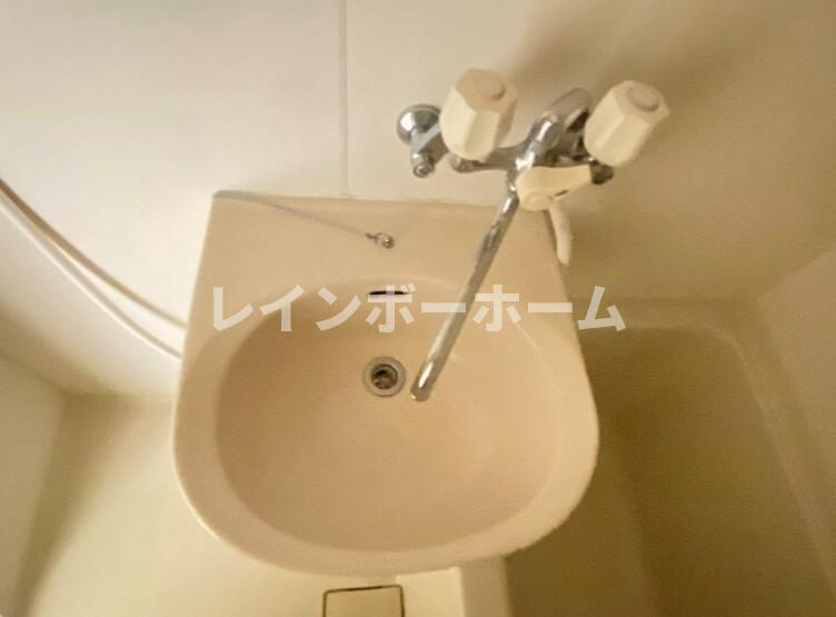 レオパレス下新倉Ａの洗面所
