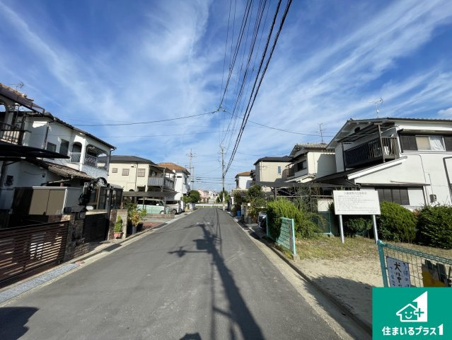 木津川市木津南後背　第1期　新築一戸建ての外観|周辺は落ち着いた街並みの住宅地！子育てがしやすい住環境です！まだ未完成ですが、現地でしかわからない事もございます。是非一度ご覧ください。
