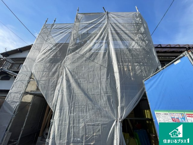 木津川市木津南後背　第1期　新築一戸建ての外観|現在の進捗状況です！順調に作業進行中、完成が待ち遠しいです！詳細の間取り等、お気軽にお問い合わせください！
