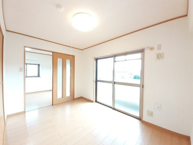 サニーヴィラの内装|内装は落ち着いています